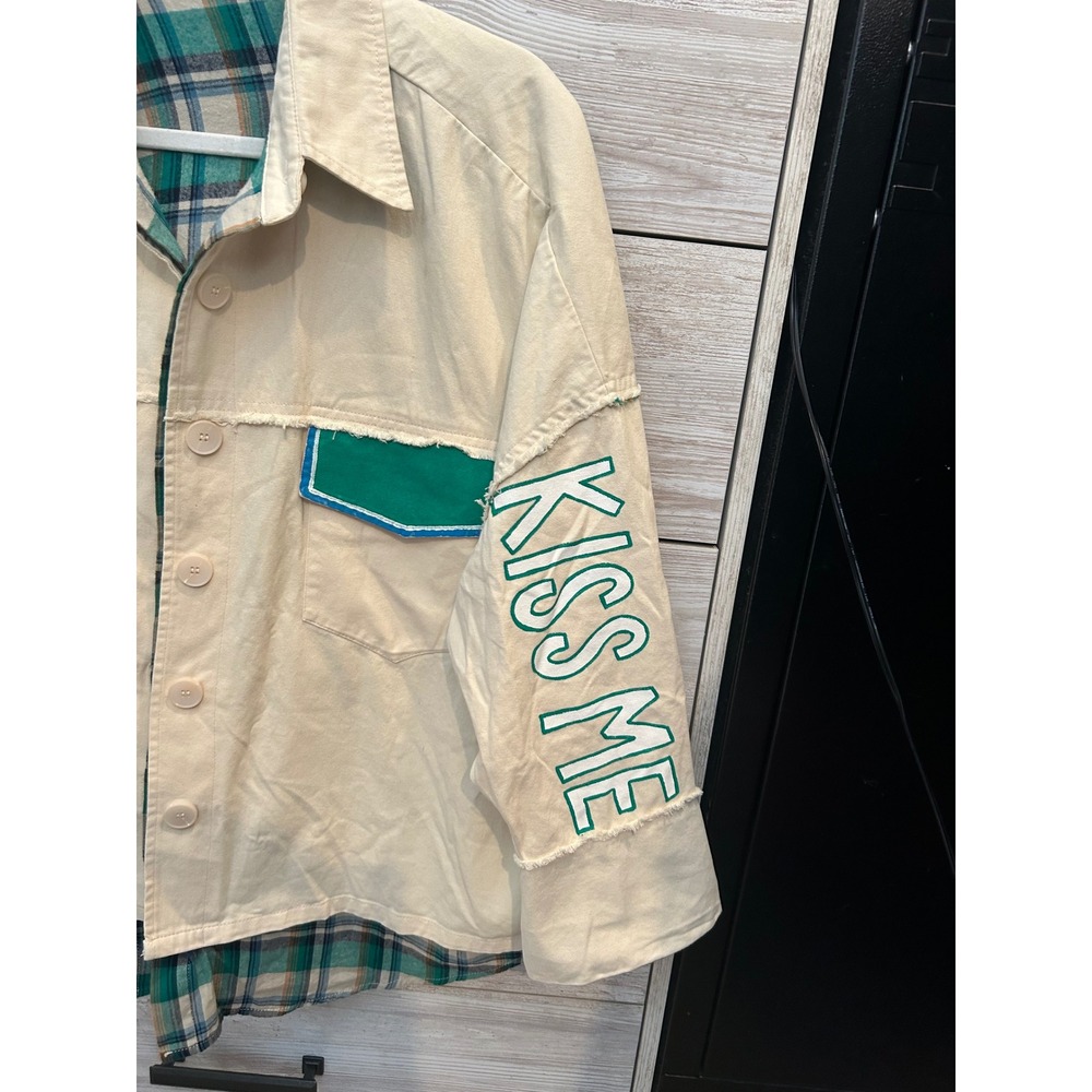 Wren and Glory Kiss Me Jacket One Size Hand Painted Shamrock Plaid Layered Cream - Picture 6 of 8